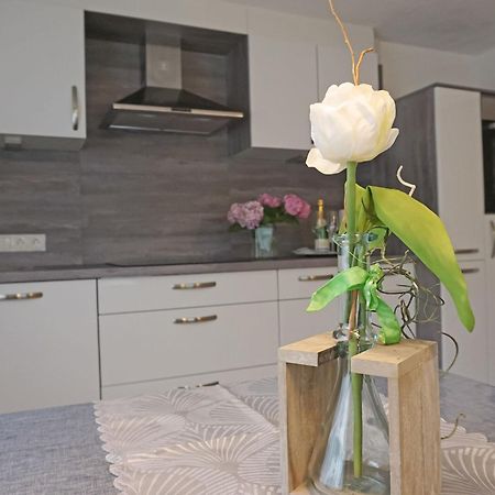 Apartment Walzthoeni By Interhome 웬스 외부 사진