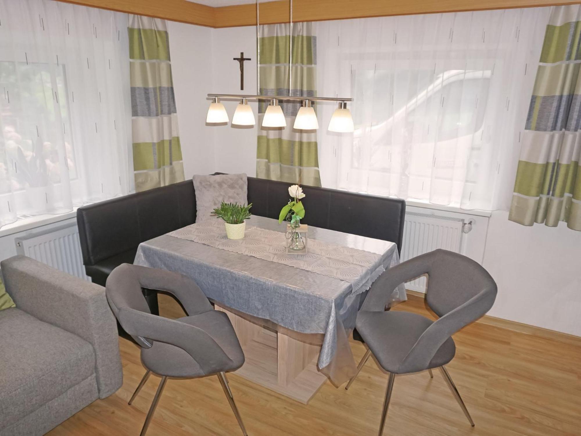 Apartment Walzthoeni By Interhome 웬스 외부 사진
