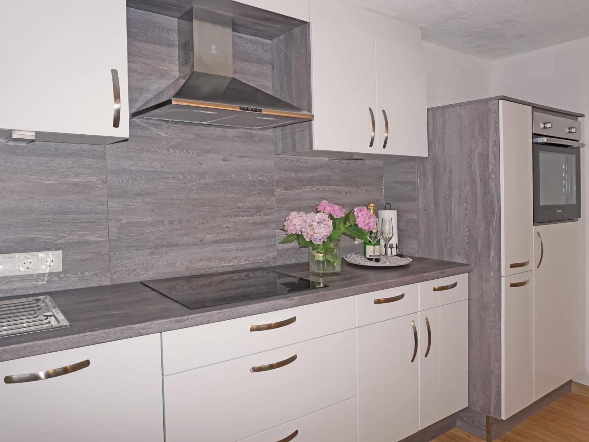 Apartment Walzthoeni By Interhome 웬스 외부 사진